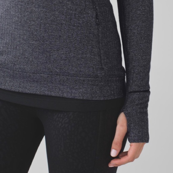 LULULEMON ATHLETICA Heathered Herringbone Black Think Fast Long Sleeves Size 6 - Picture 5 of 16